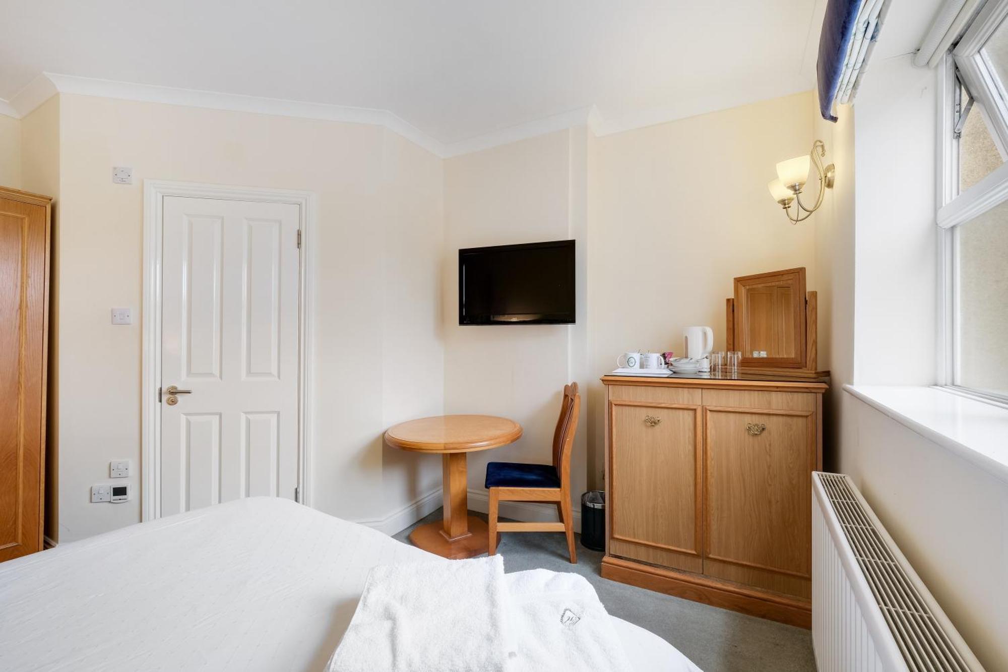 فندق Charles House - Windsor Castle المظهر الخارجي الصورة